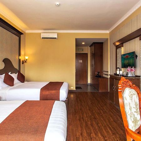 Da Yatra Courtyard Hotel Pokhara Zewnętrze zdjęcie