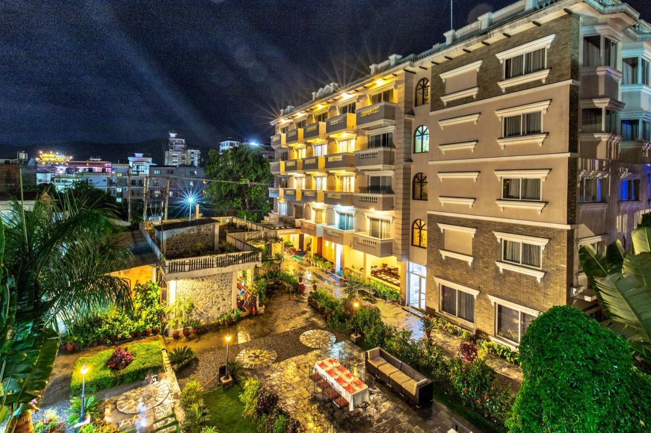 Da Yatra Courtyard Hotel Pokhara Zewnętrze zdjęcie