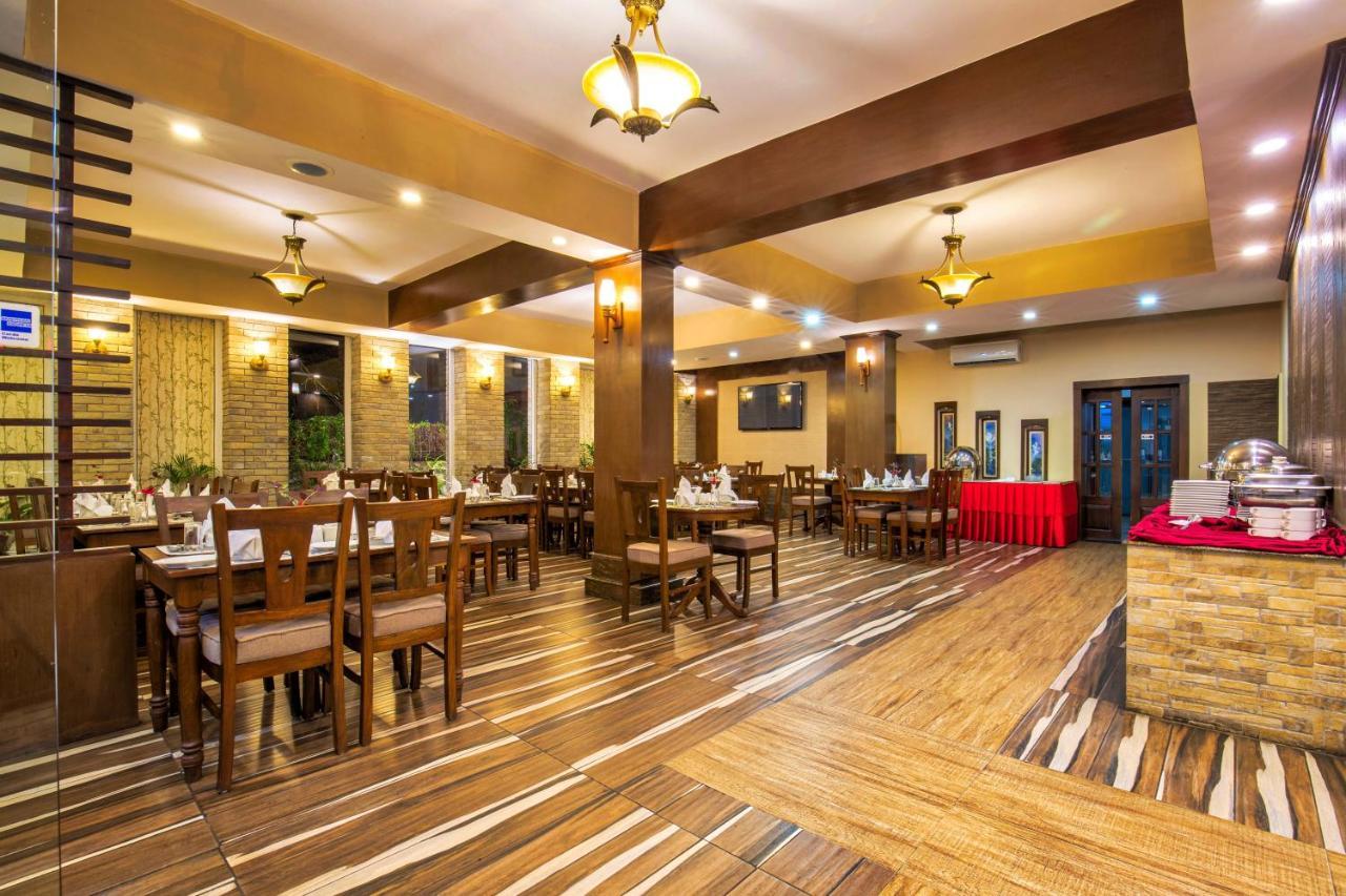 Da Yatra Courtyard Hotel Pokhara Zewnętrze zdjęcie