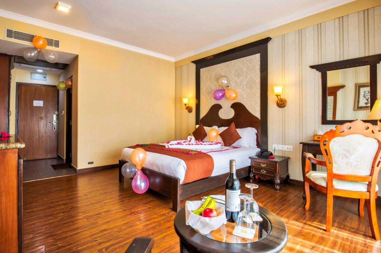 Da Yatra Courtyard Hotel Pokhara Zewnętrze zdjęcie