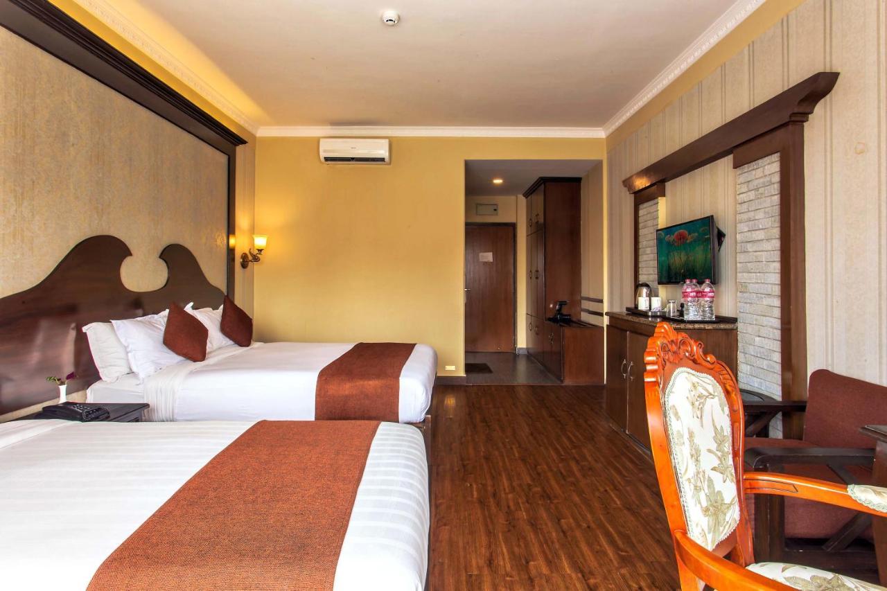 Da Yatra Courtyard Hotel Pokhara Zewnętrze zdjęcie